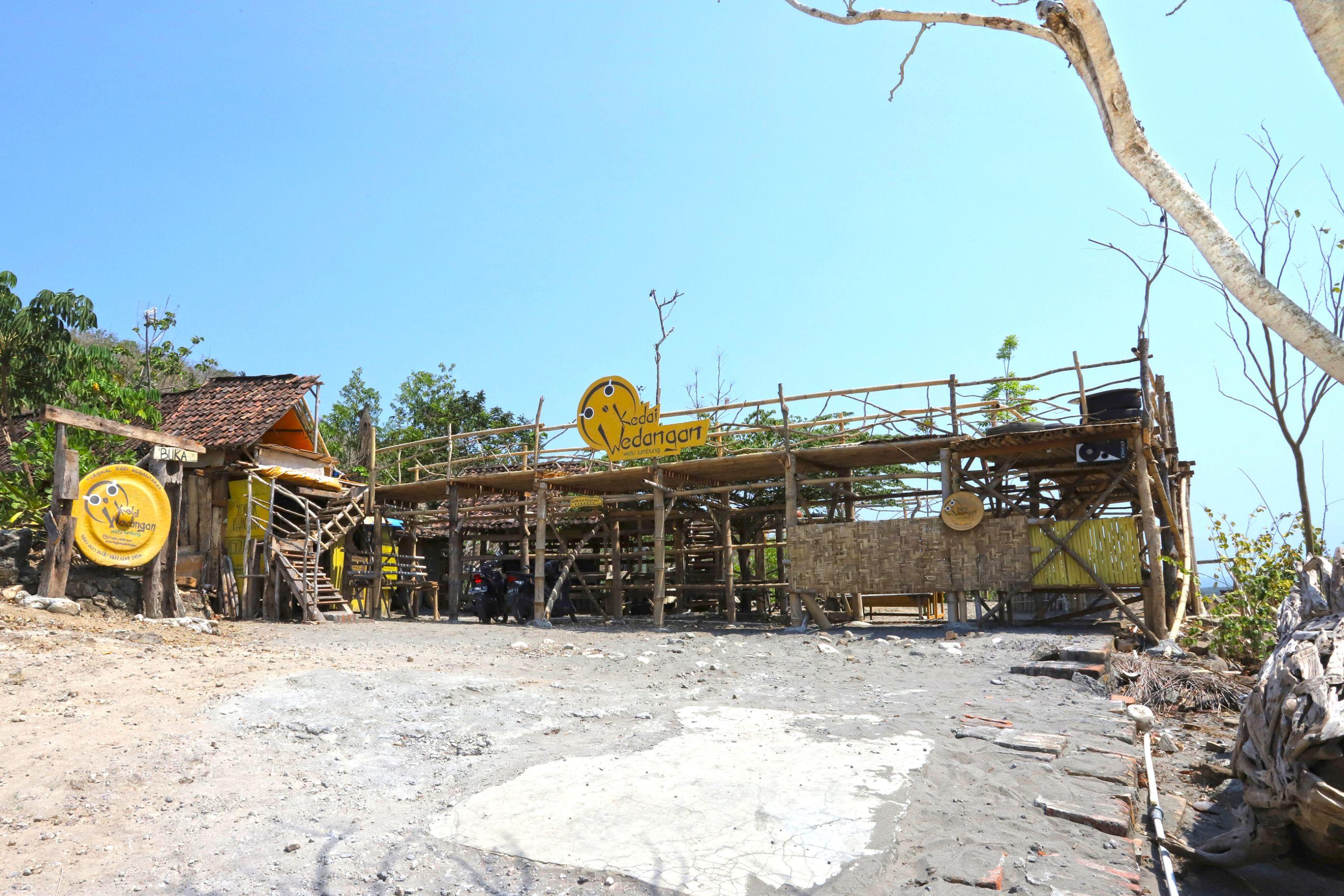 Newalaskuliner & Homestaywatulumbung Kretek ภายนอก รูปภาพ