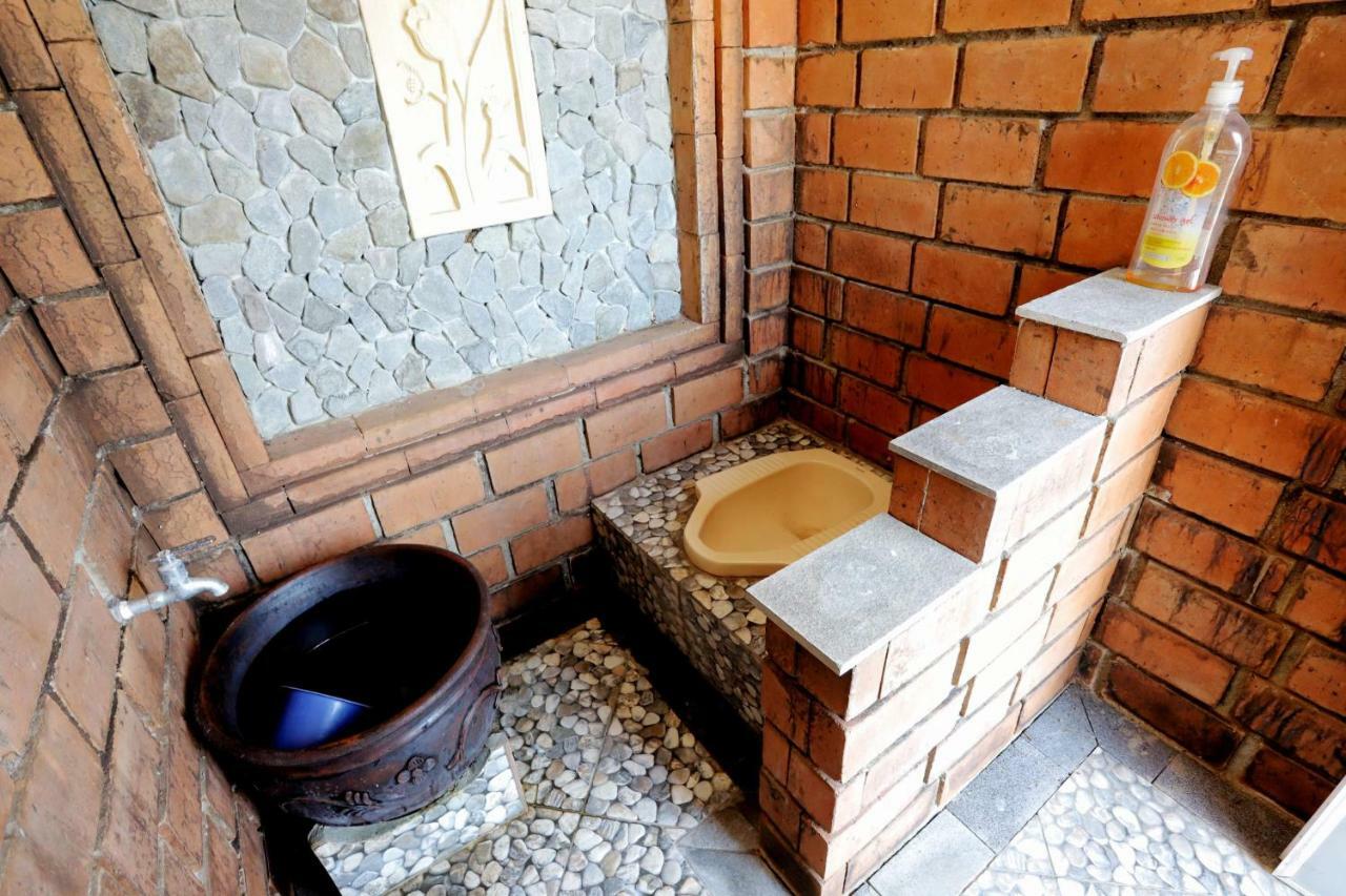 Newalaskuliner & Homestaywatulumbung Kretek ภายนอก รูปภาพ